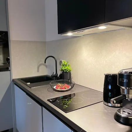 Donna Aparts 아파트 *